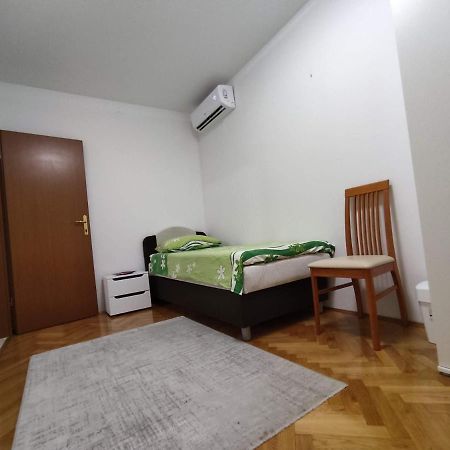 "Idea" Room With Free Parking Split Extérieur photo
